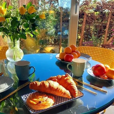 Apartman Grand Studio Avec Terrasse A 20 Metres De La Plage