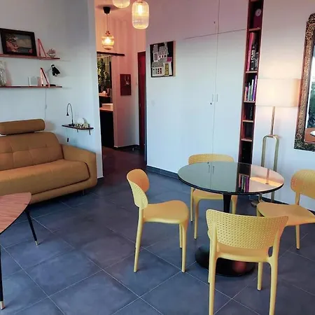 Grand Studio Avec Terrasse A 20 Metres De La Plage Apartment Nice